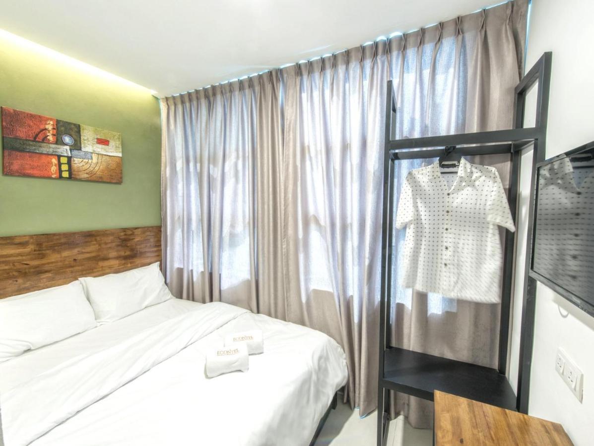 Econtel Queensbay Sungai Dua Bukit Exteriör bild